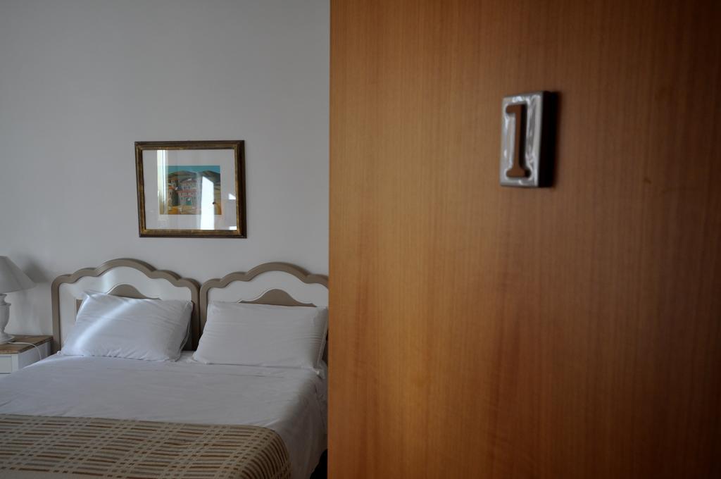 Le Suites Di Tevere Home Róma Szoba fotó